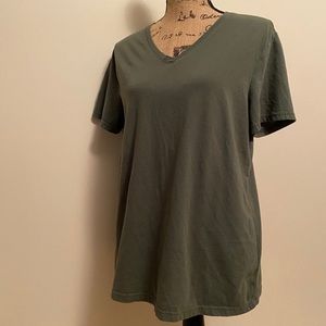 Woman’s tee